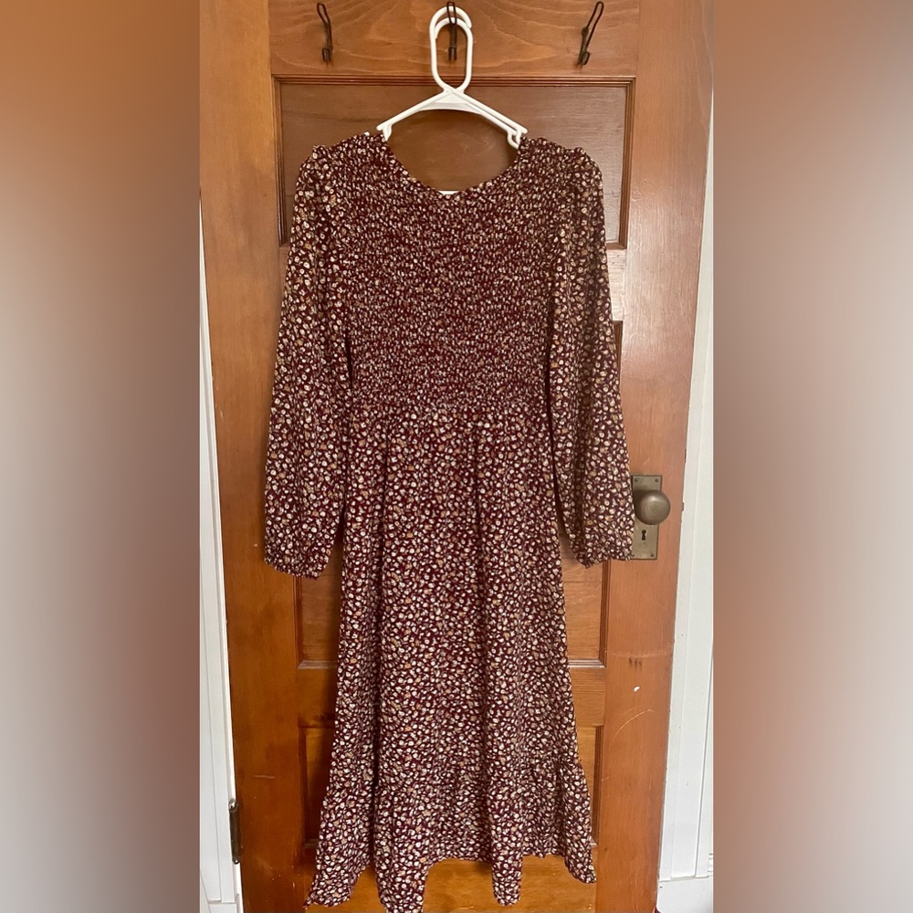 Cute Fall Dress. Never been worn.